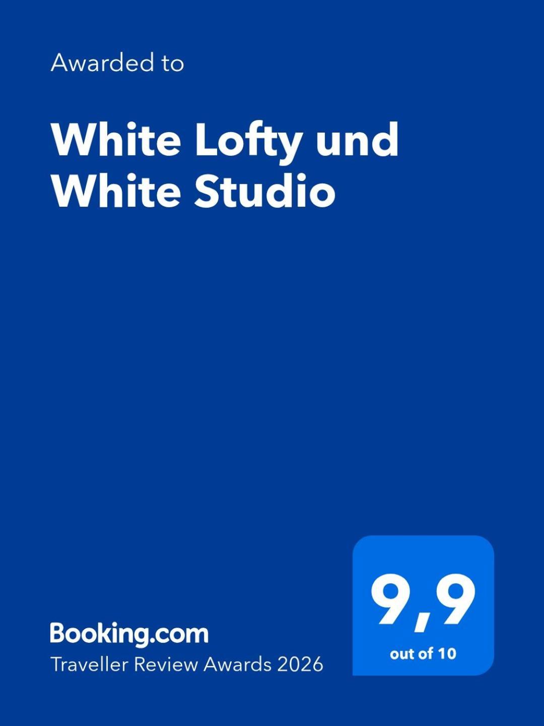 White Lofty Und White