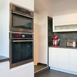 Apartment White Lofty Und White Dusseldorf